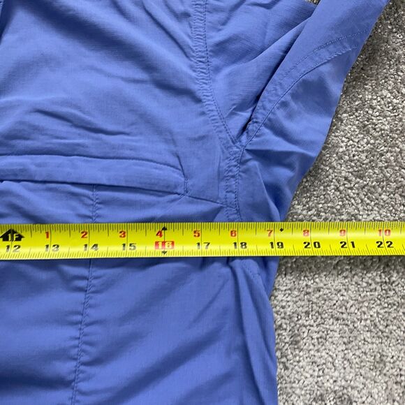 Columbia GRT Active Shirt Womens Small Blue Button Down Long Sleeve Zip Pockets - Picture 11 of 12